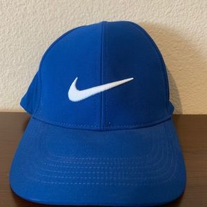 Nike Vapor Hat